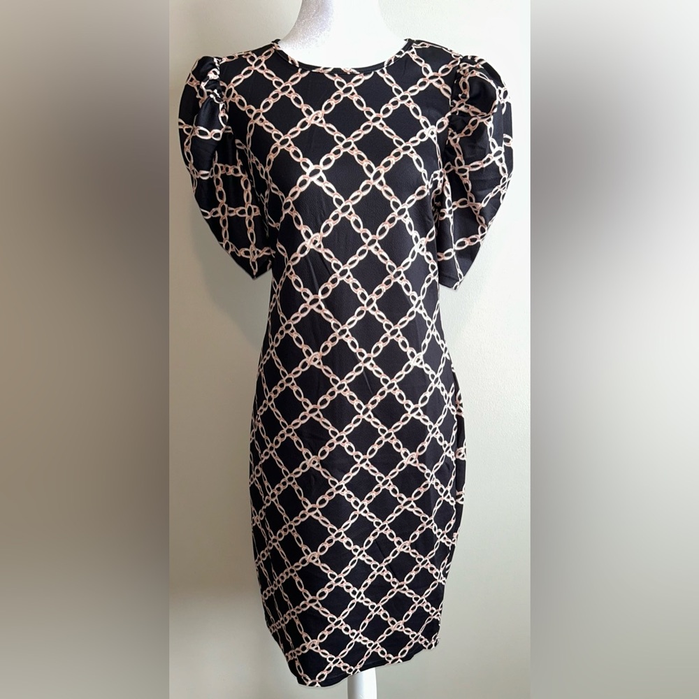 Women’s Dress w/Chain Print